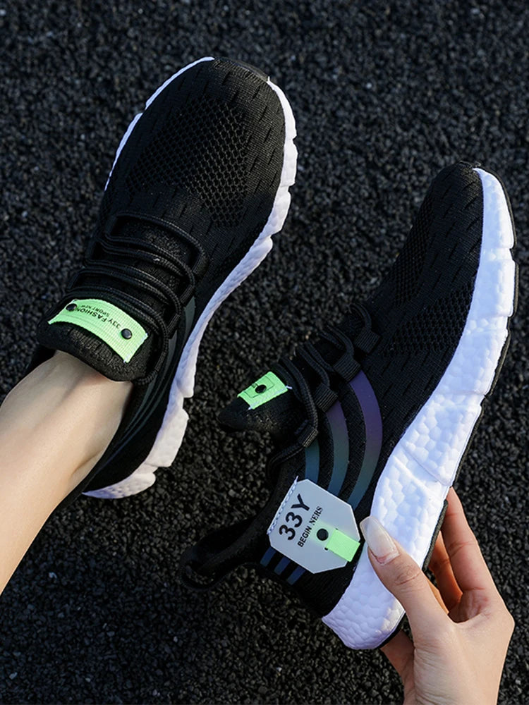Men’s Lightweight Breathable Running Sneakers