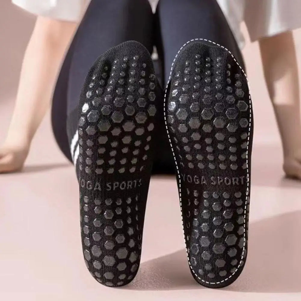 Sports Socks  Non-slip Silicone Indoor Fitness n