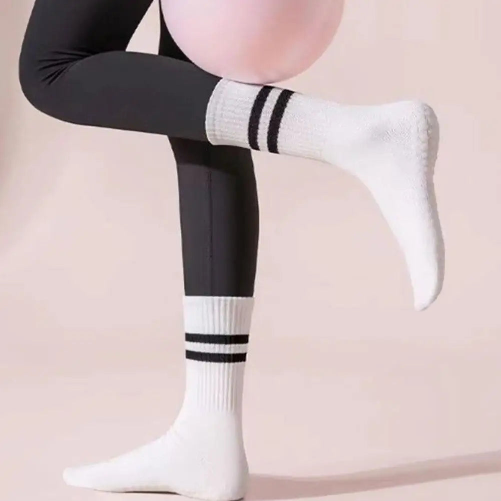 Sports Socks  Non-slip Silicone Indoor Fitness n